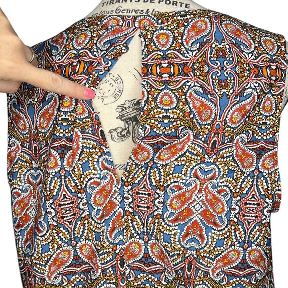 Pale Sky MEDIUM Marcelle Tie Neck Top - Stitch Fix Daniel Rainn Keyhole Blouse - Picture 7 of 16